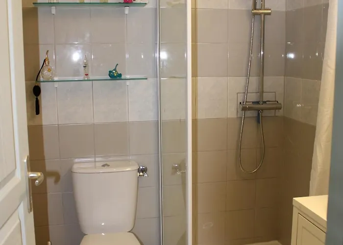 Au Milieu Des Champs *