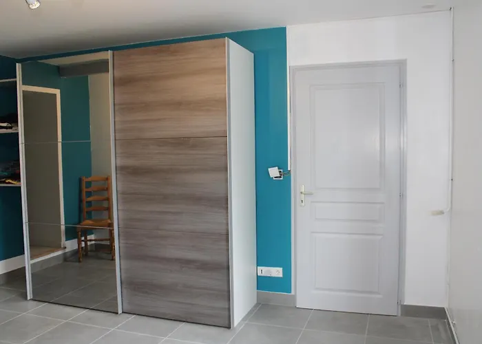 Pensionat Au Milieu Des Champs