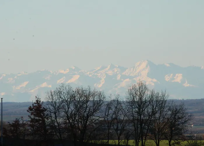 Au Milieu Des Champs Pensionat