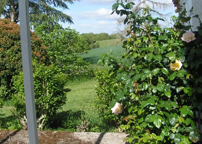 Au Milieu Des Champs Pensionat *